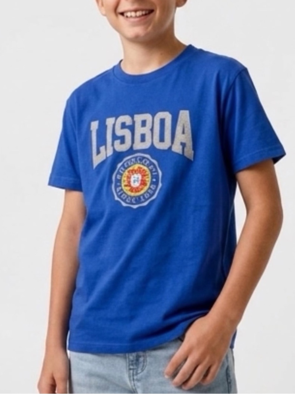 Blue Kids' Lisboa Graphic embroidered appliqué Tee size 12/14‎ portugal pride